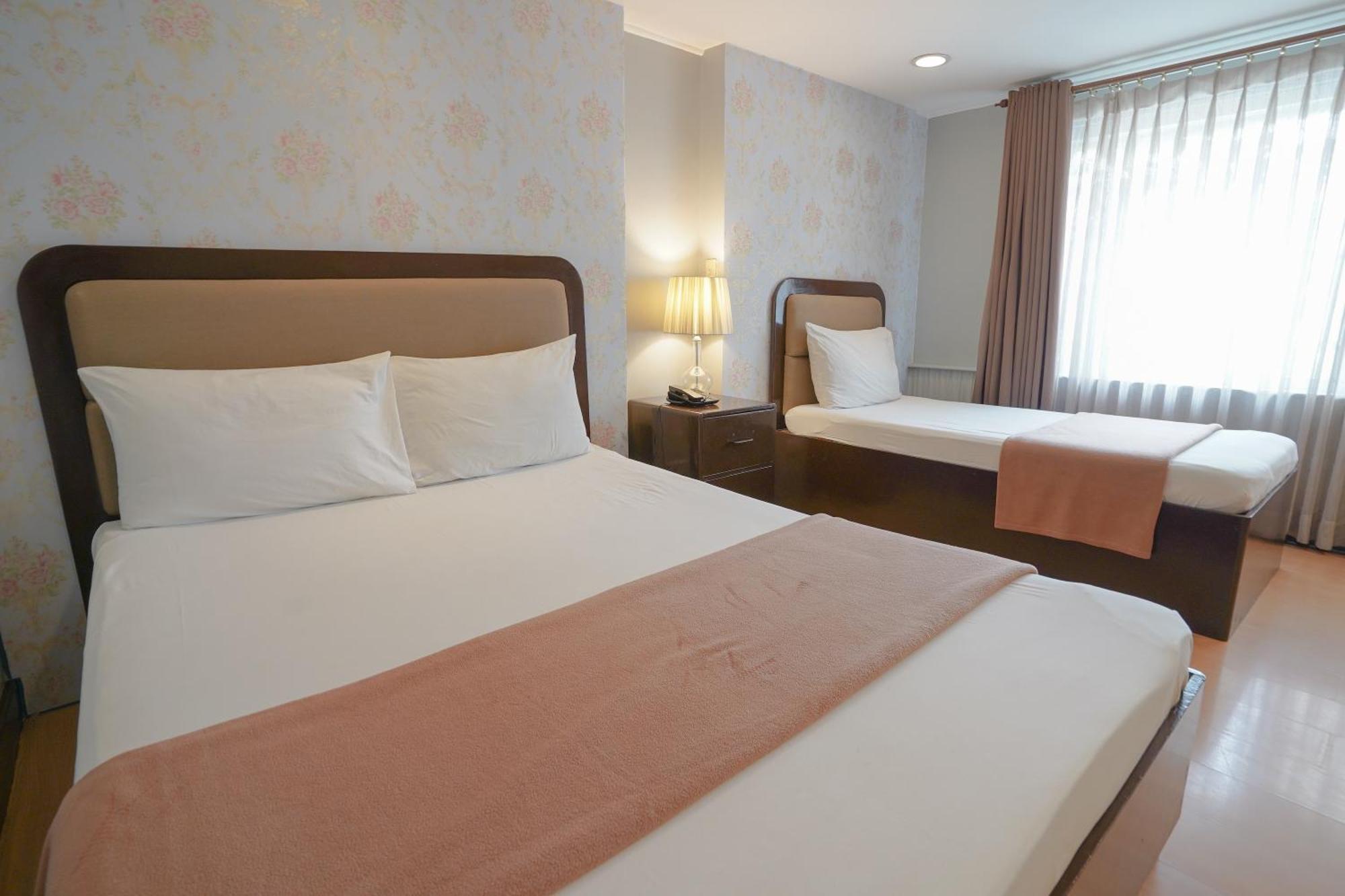 Arzo Hotel מנילה מראה חיצוני תמונה